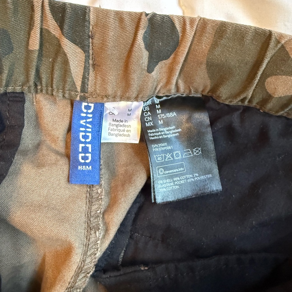 Camouflage Jogger Pants - Picture 2 of 4